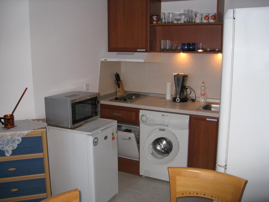 Elias Apartment Golden Sands Eksteriør billede